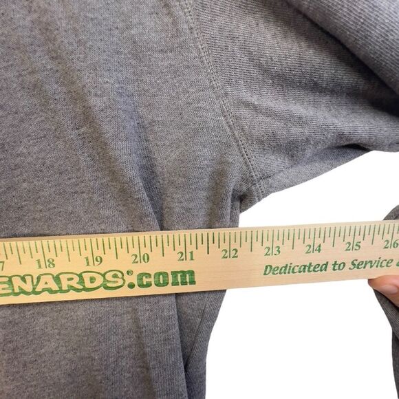 University of iowa hawkeyes PINK sweatshirt with pockets - Picture 11 of 16